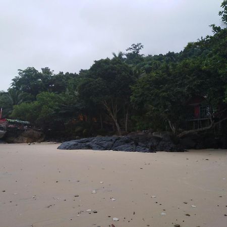 Simukut Place Kampong Pasir Sanang Burong Екстер'єр фото